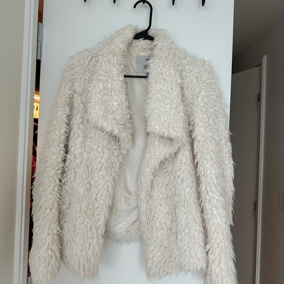 Guess Fuzzy Jacket - Picture 1 of 1